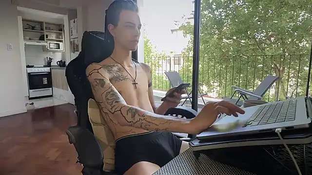 Den BlueXx online show from March 8, 7:28 pm