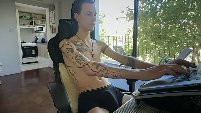 Den BlueXx online show from March 10, 6:34 pm