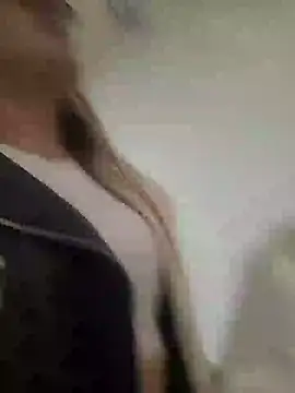 Snapshot of SarahXRusso chatting on January 30, 9:36 pm SarahXRusso online show from January 30, 9:36 pm