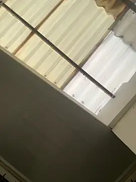 Snapshot of SarahXRusso chatting on December 16, 5:22 pm SarahXRusso online show from December 16, 5:22 pm