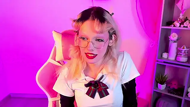 PamelamyDreamys online show from March 20, 1:48 pm