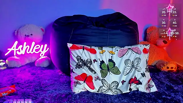 1Ashley  online show from November 6, 3:21 am