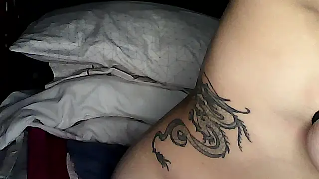 DarkElfSorceress online show from March 14, 11:49 am