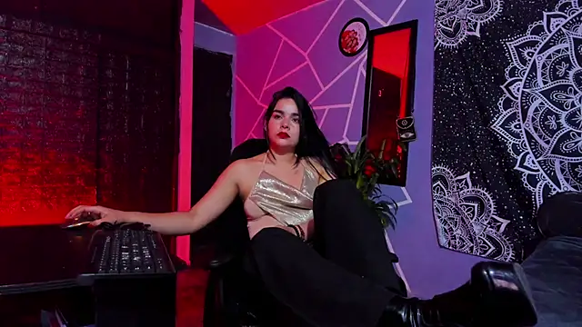 Snapshot of thakytona chatting on May 24, 6:08 pm thakytona online show from May 24, 6:08 pm