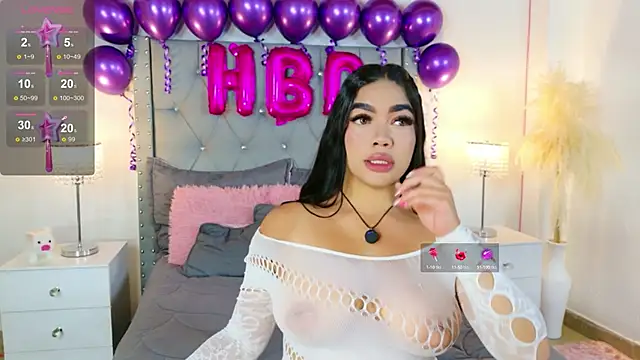 AllissonJames online show from March 31, 9:50 pm