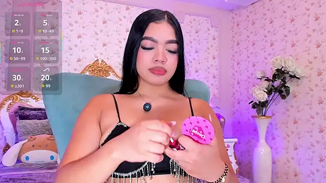 Snapshot of AllissonJames chatting on October 12, 12:06 pm AllissonJames online show from October 12, 12:06 pm