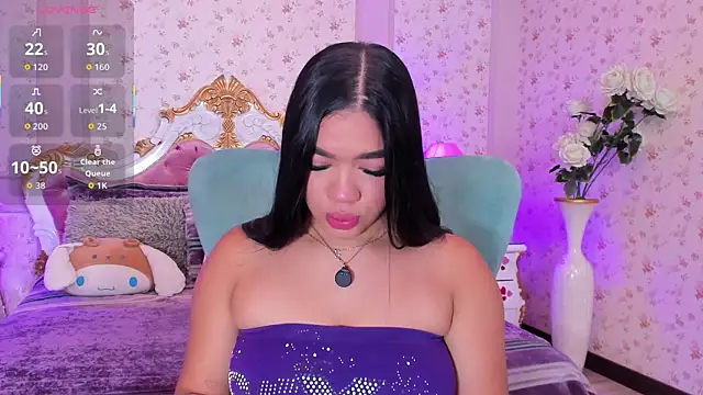 AllissonJames online show from November 4, 11:36 am