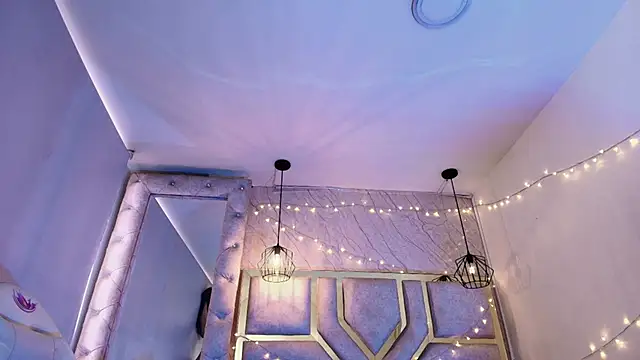 Vick daves  online show from April 14, 7:30 pm