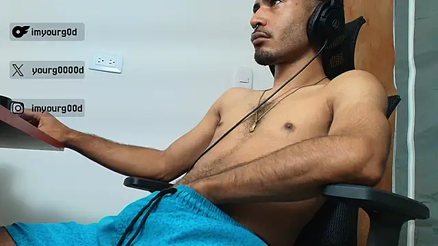 Snapshot of coleman160 chatting on January 11, 8:21 am coleman160 online show from January 11, 8:21 am