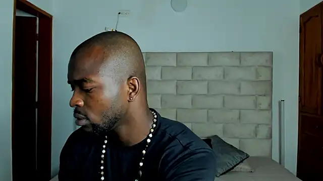 Dylan Taylor online show from March 9, 3:32 am