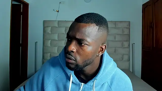 Dylan Taylor online show from March 4, 3:25 am