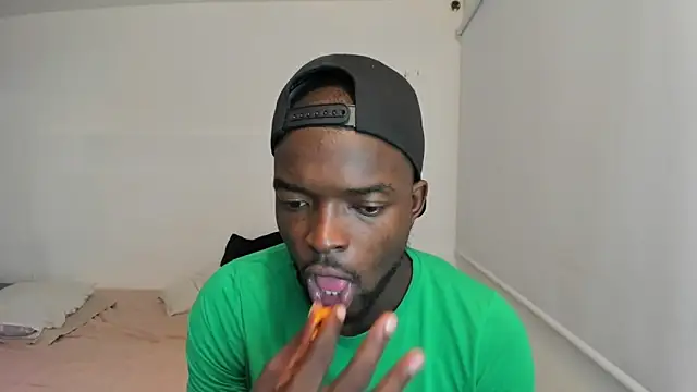 Dylan Taylor online show from February 28, 7:48 am