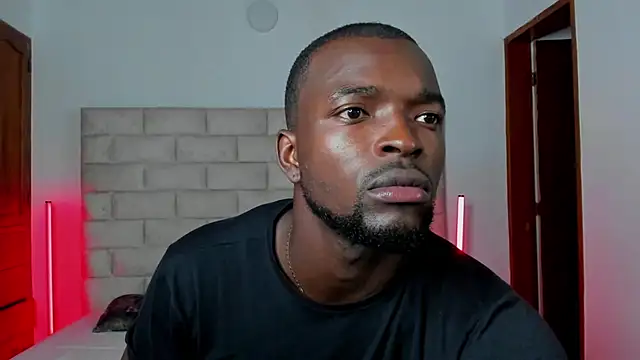 Snapshot of Dylan_Taylor chatting on January 9, 12:56 pm Dylan Taylor online show from January 9, 12:56 pm