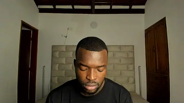 Snapshot of Dylan_Taylor chatting on March 1, 2:44 am Dylan Taylor online show from March 1, 2:44 am