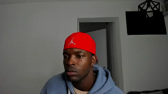 Dylan Taylor online show from April 15, 12:32 pm