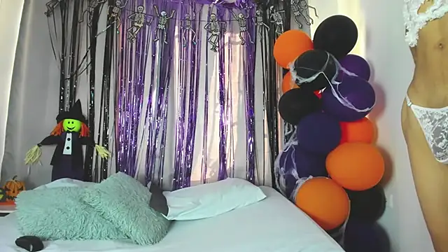  lexx1e online show from October 31, 1:08 pm