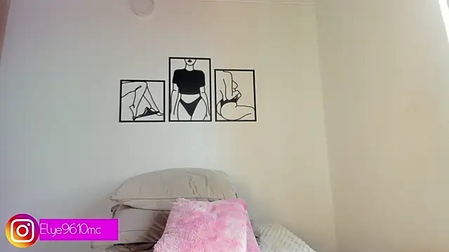 ellie mcdonald online show from July 15, 9:55 pm