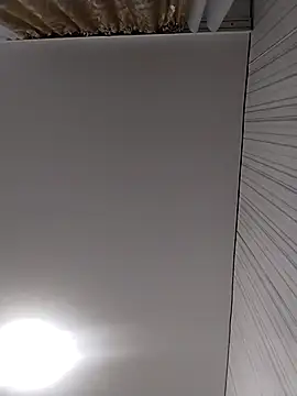 Lorrain Dorrie online show from November 26, 5:40 am