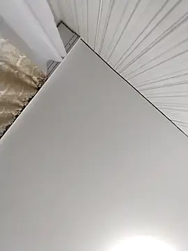 Lorrain Dorrie online show from November 27, 6:03 am