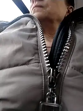 Snapshot of Lorrain_Dorrie chatting on March 18, 1:23 pm Lorrain Dorrie online show from March 18, 1:23 pm