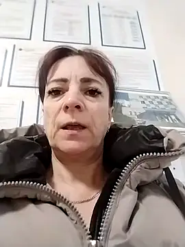 Snapshot of Lorrain_Dorrie chatting on February 25, 9:09 am Lorrain Dorrie online show from February 25, 9:09 am