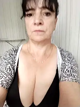 Snapshot of Lorrain_Dorrie chatting on September 23, 6:09 am Lorrain Dorrie online show from September 23, 6:09 am