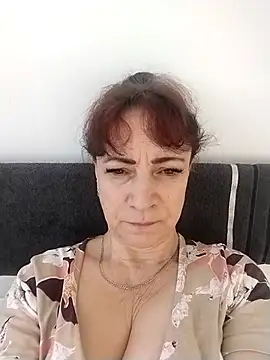 Snapshot of Lorrain_Dorrie chatting on March 9, 6:28 am Lorrain Dorrie online show from March 9, 6:28 am
