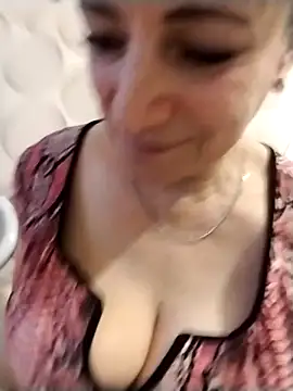 Snapshot of Lorrain_Dorrie chatting on March 3, 5:05 am Lorrain Dorrie online show from March 3, 5:05 am