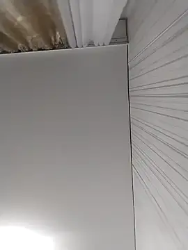 Lorrain Dorrie online show from December 5, 6:23 am