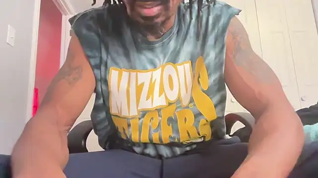 skarfosbabes69 online show from December 14, 2:44 pm