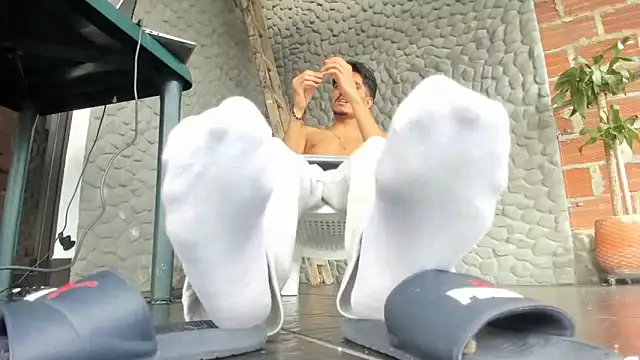 Snapshot of latin_bbc chatting on October 14, 6:41 pm latin bbc online show from October 14, 6:41 pm