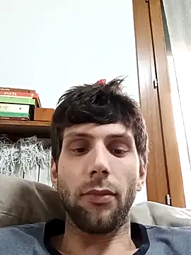 Snapshot of dariodario chatting on February 22, 2:19 pm dariodario online show from February 22, 2:19 pm
