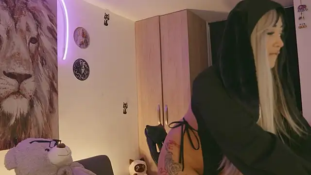 Maryann jones online show from April 5, 1:40 pm