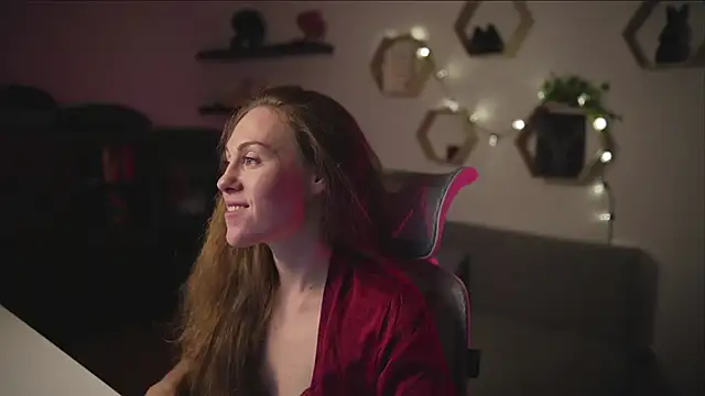 Berberis  Silene online show from October 5, 8:10 pm