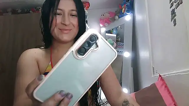Snapshot of kami_lexy chatting on June 16, 8:09 pm kami lexy online show from June 16, 8:09 pm