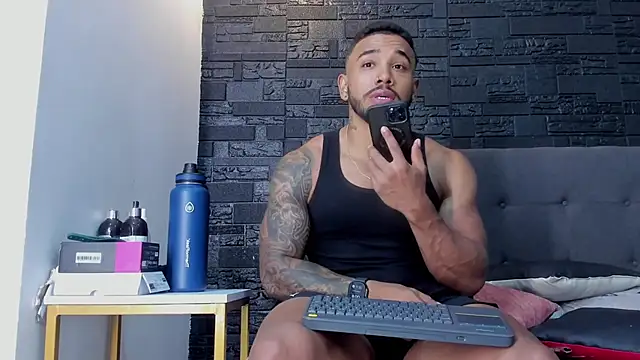 bruno miller  online show from November 3, 8:01 pm