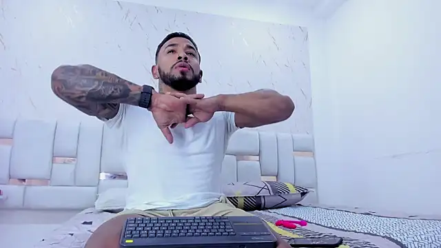 bruno miller  online show from March 9, 9:07 pm