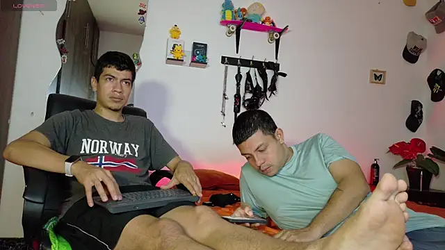 Nymphobuddies online show from January 5, 11:08 pm