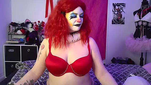 Twitchtheclownn online show from April 23, 10:22 pm