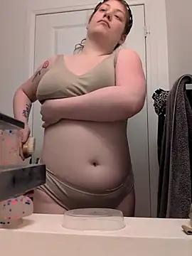 Twitchtheclownn online show from January 7, 1:21 am