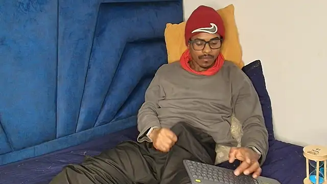 Bigote Big0357 online show from September 29, 7:26 am