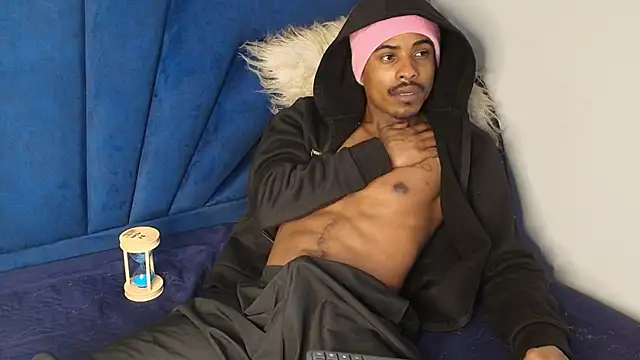 Bigote Big0357 online show from September 21, 10:09 am