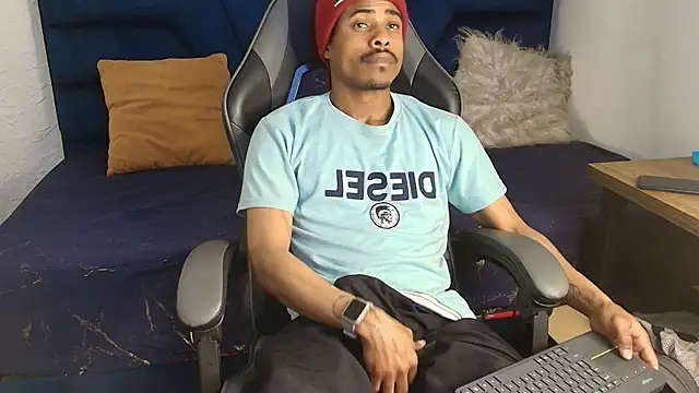 Bigote Big0357 online show from September 17, 8:00 pm