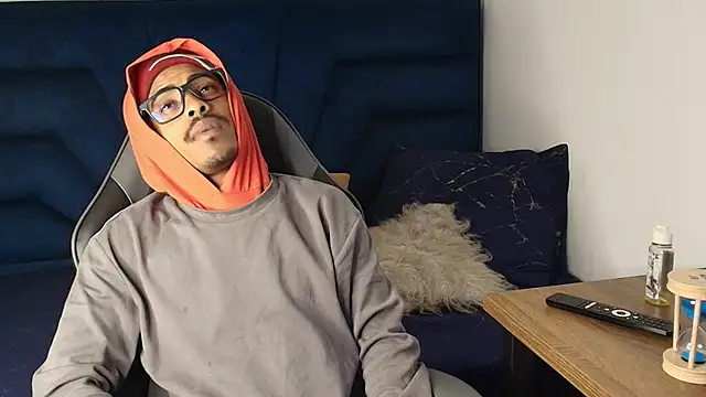 Bigote Big0357 online show from September 26, 12:39 am