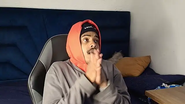 Bigote Big0357 online show from September 28, 7:21 pm