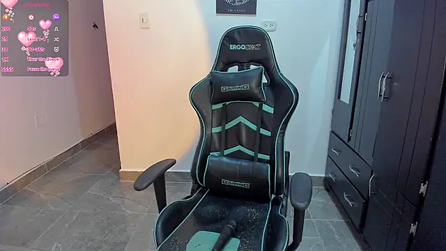 Snapshot of gooddess_isis chatting on January 23, 7:43 am gooddess isis online show from January 23, 7:43 am