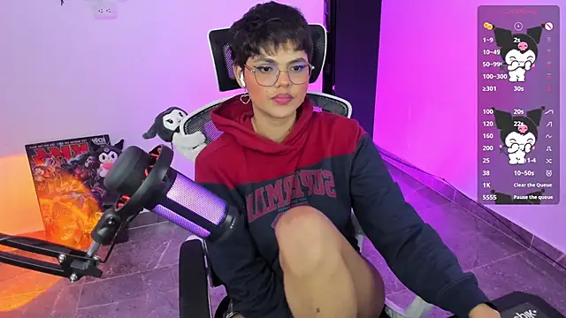 Snapshot of gooddess_isis chatting on November 21, 10:25 am gooddess isis online show from November 21, 10:25 am