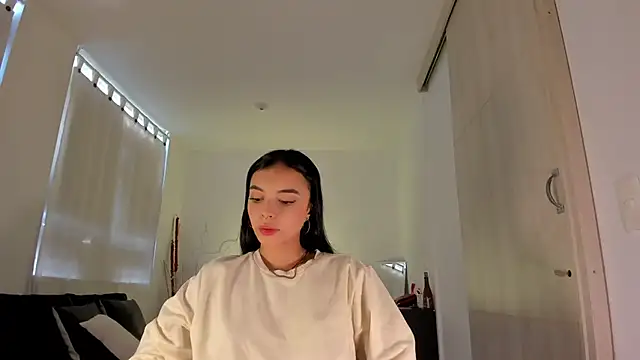 Snapshot of AnabelWolf chatting on January 25, 2:03 pm AnabelWolf online show from January 25, 2:03 pm
