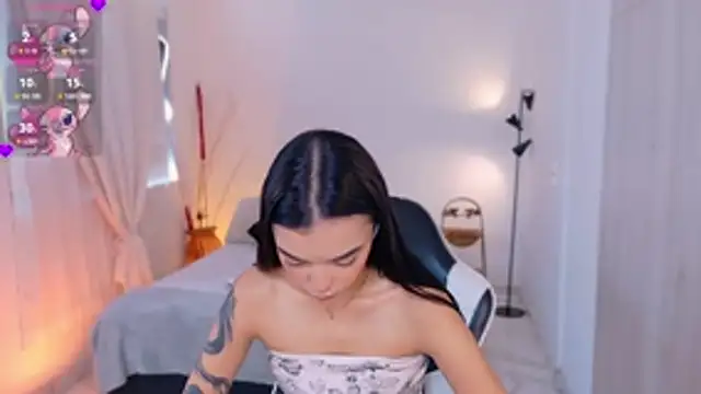 AnabelWolf online show from November 13, 3:27 pm