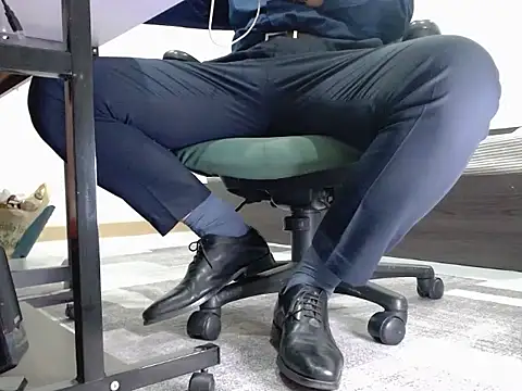 softlyS online show from December 18, 2:06 pm